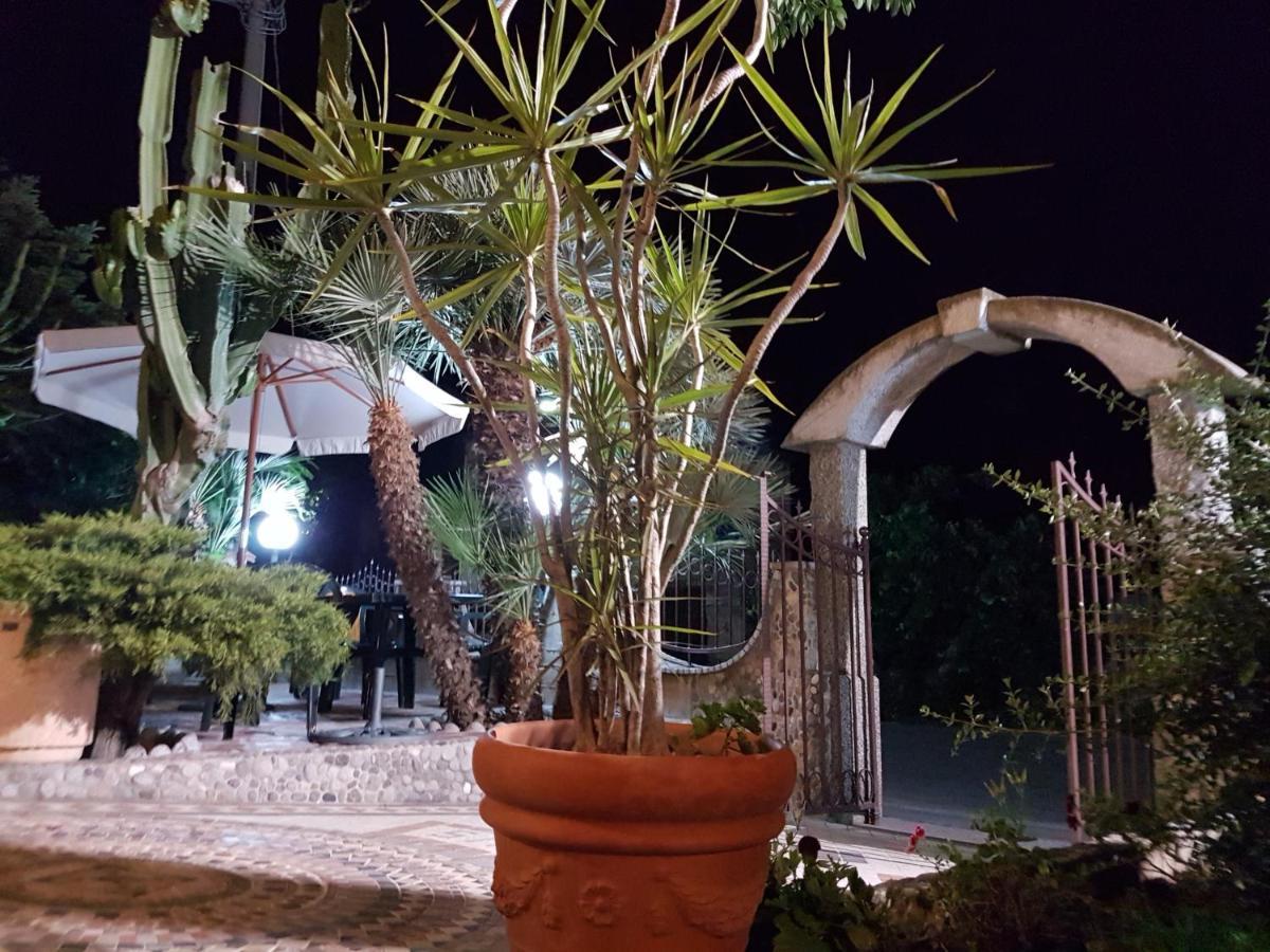 Hotel Nautilus Nicotera Bagian luar foto
